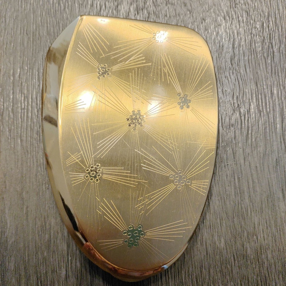 VINTAGE ELGIN AMERICAN GOLDTONE COMPACT